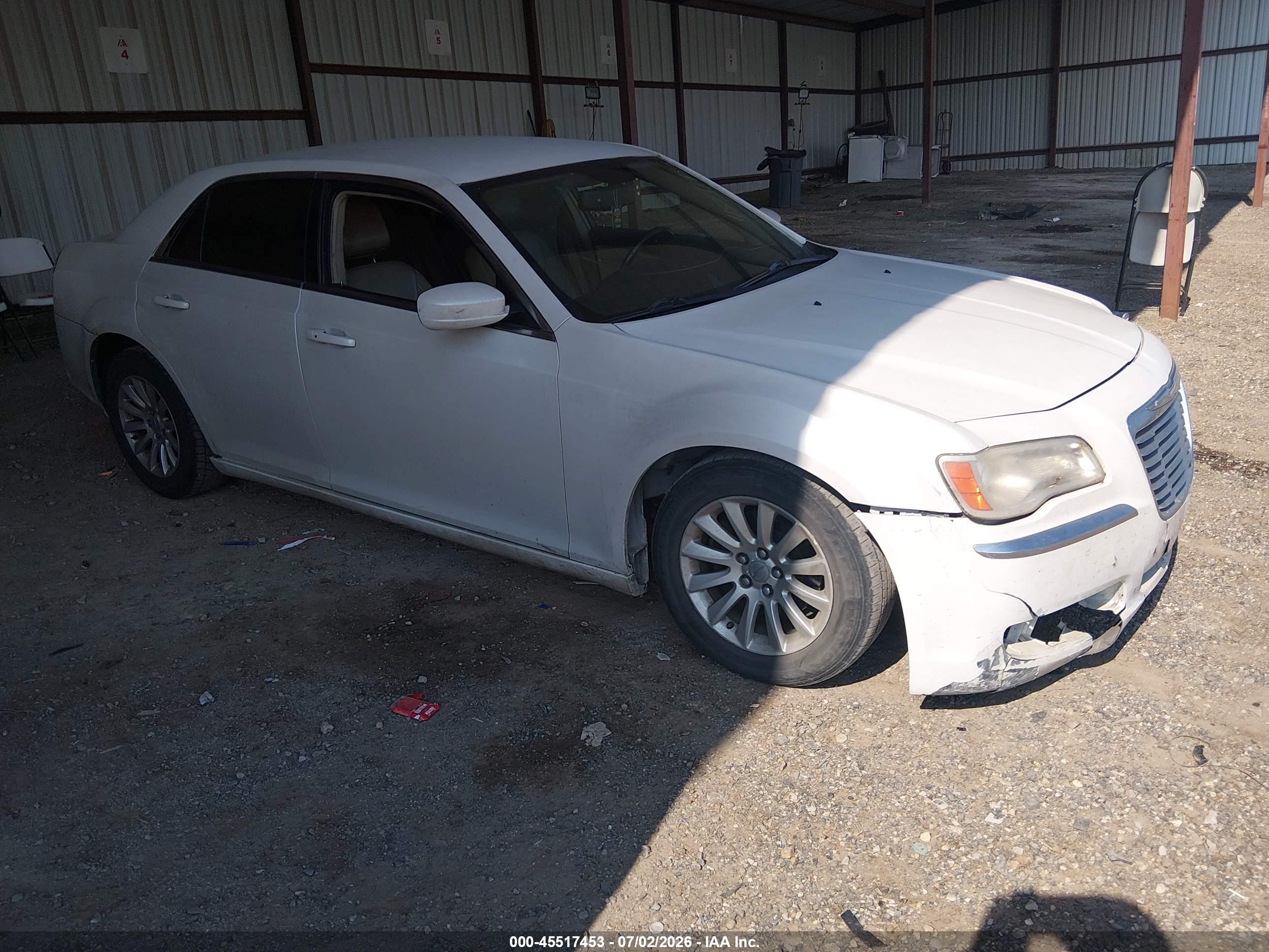 2013 CHRYSLER 300 MOTOWN