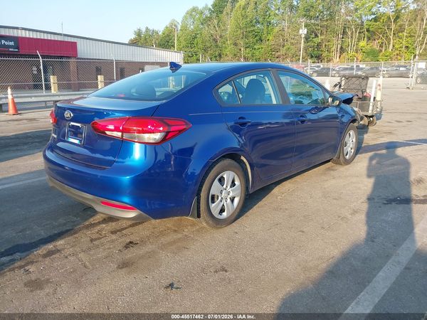 2017 KIA FORTE LX
