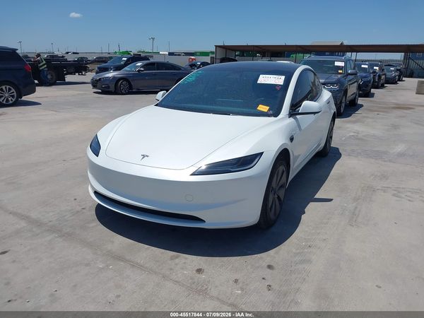 2025 TESLA MODEL 3