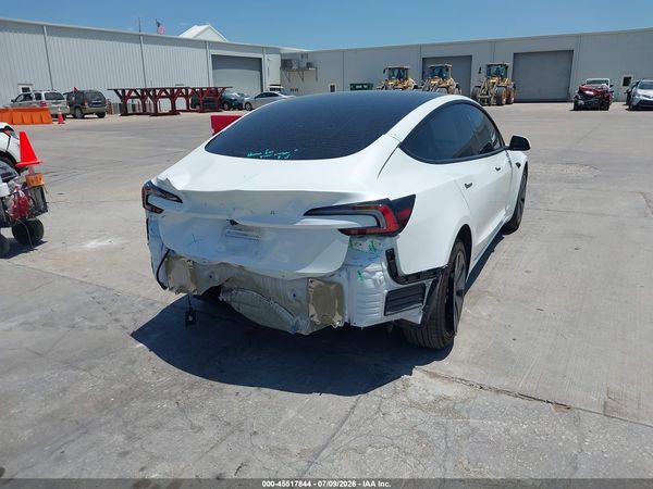 2025 TESLA MODEL 3