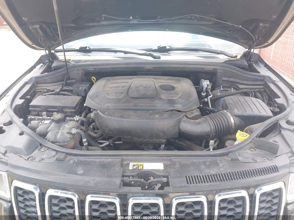 2019 JEEP GRAND CHEROKEE LAREDO E 4X4