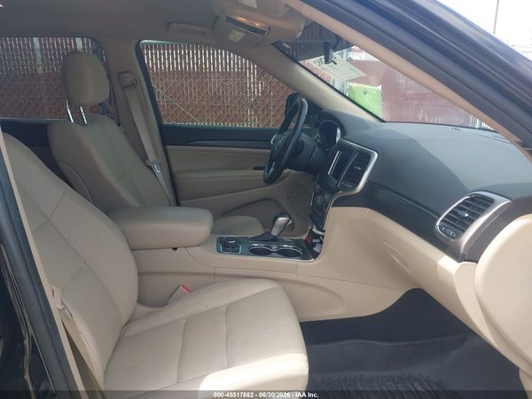 2019 JEEP GRAND CHEROKEE LAREDO E 4X4