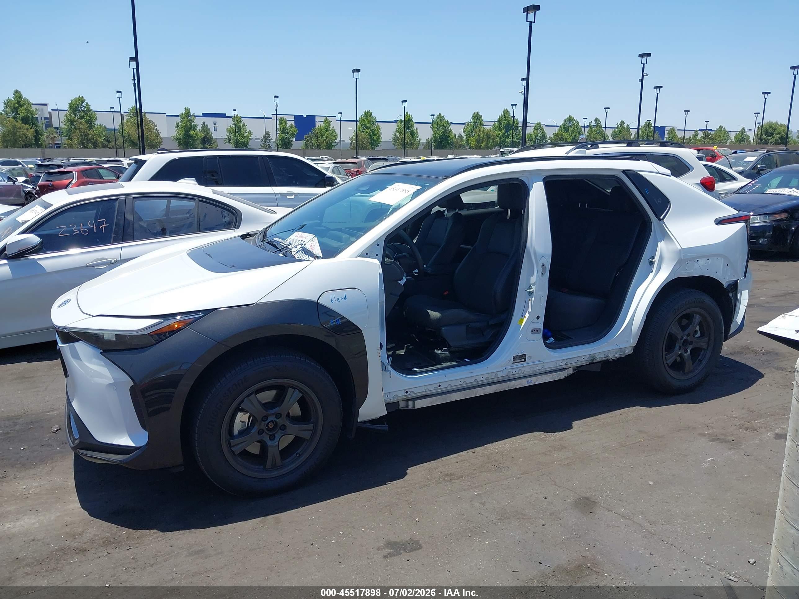 2023 TOYOTA BZ4X XLE