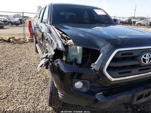 2017 TOYOTA TACOMA SR5 V6