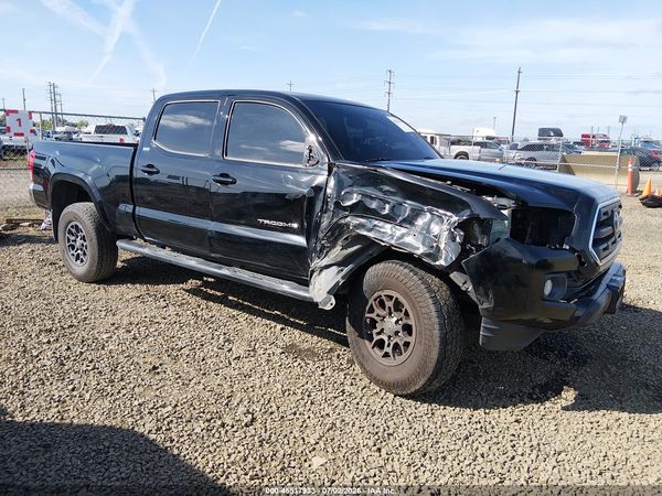 2017 TOYOTA TACOMA SR5 V6