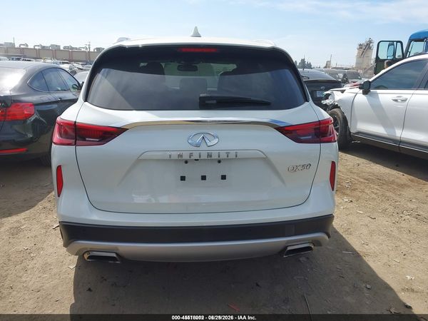 2021 INFINITI QX50 LUXE