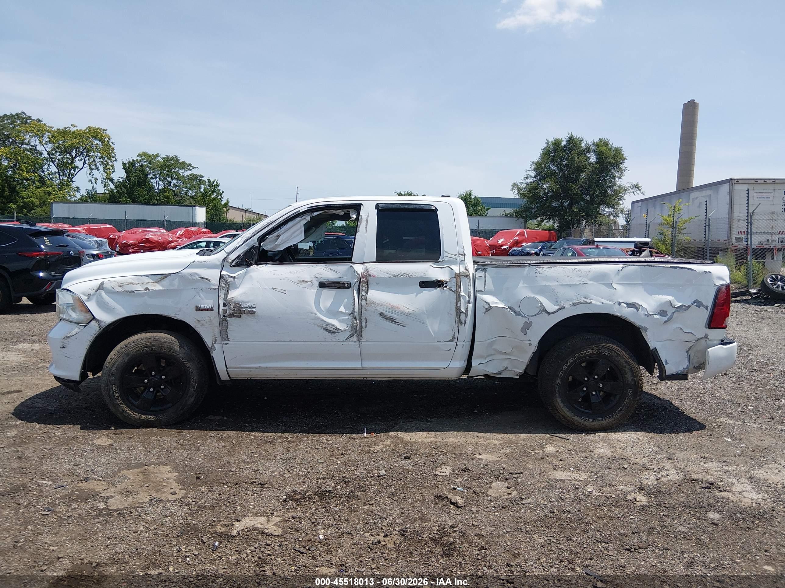 2019 RAM 1500 CLASSIC EXPRESS  4X4 6'4 BOX