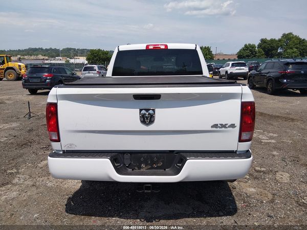 2019 RAM 1500 CLASSIC EXPRESS  4X4 6'4 BOX
