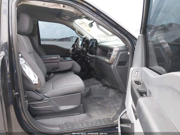 2025 FORD F-150 XL