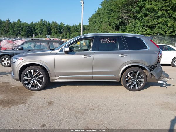 2021 VOLVO XC90