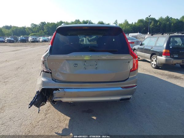 2021 VOLVO XC90