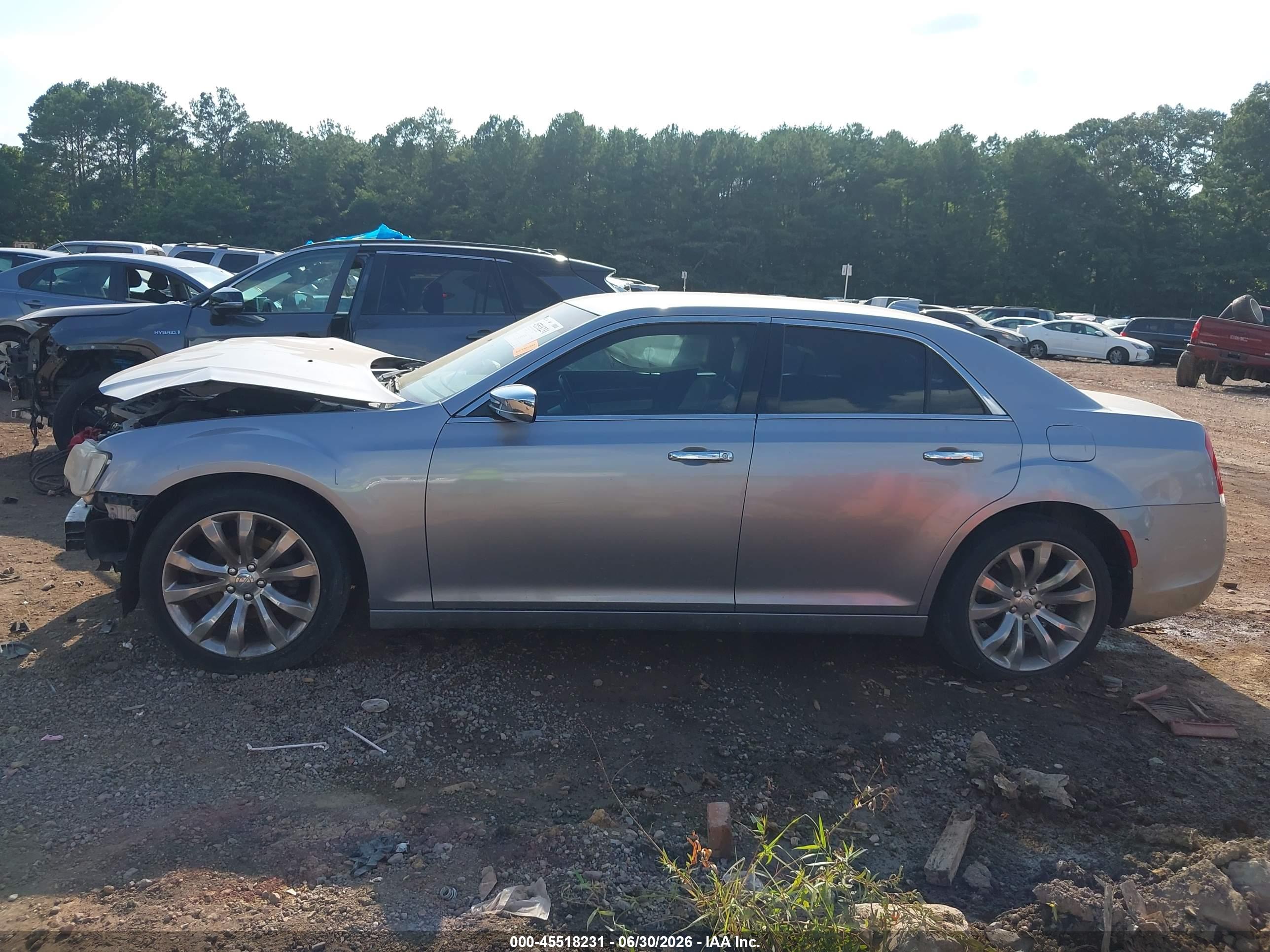 2018 CHRYSLER 300 LIMITED