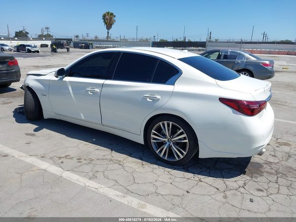 2018 INFINITI Q50 HYBRID LUXE
