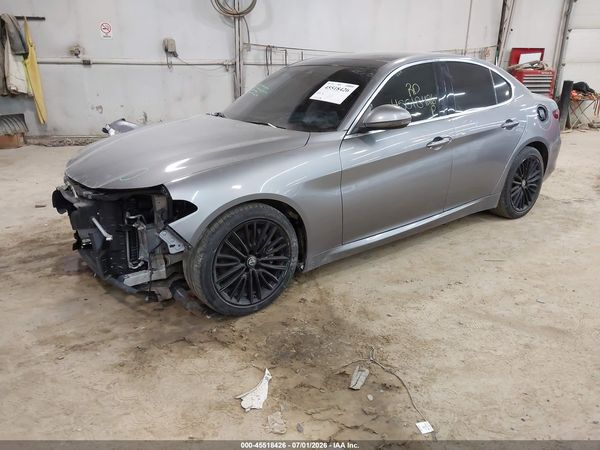 2017 ALFA ROMEO GIULIA TI RWD