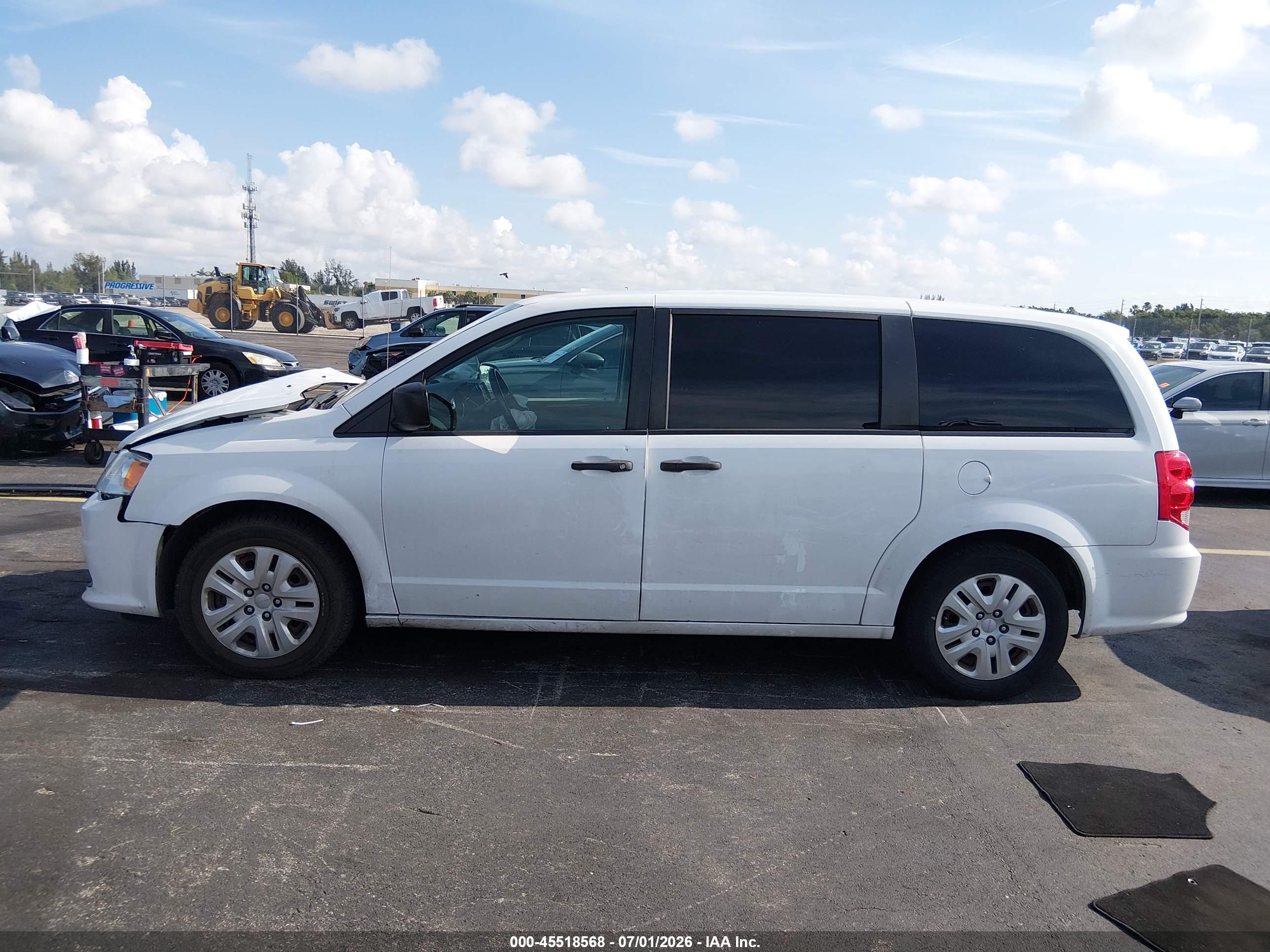 2020 DODGE GRAND CARAVAN SE