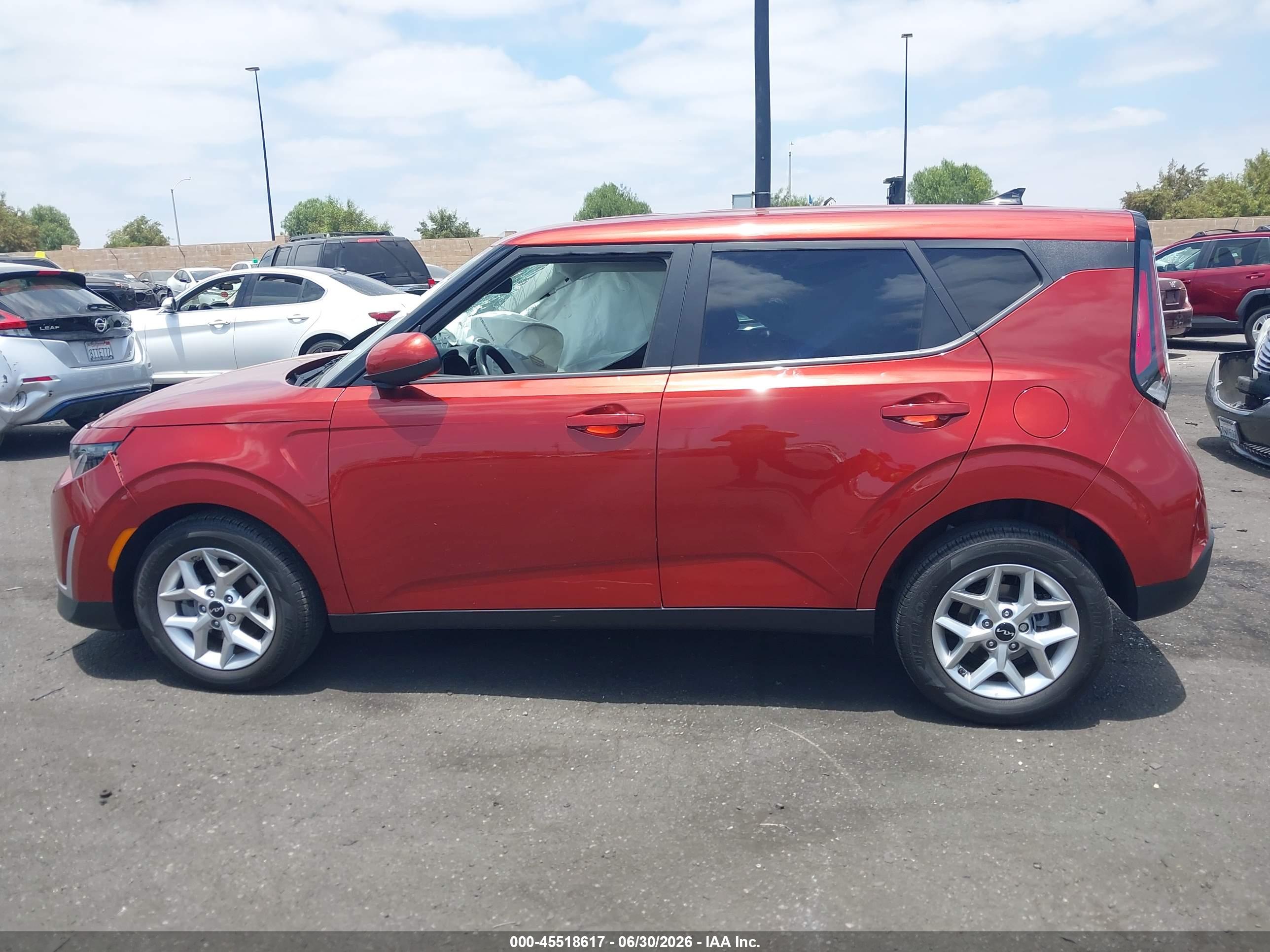 2025 KIA SOUL LX