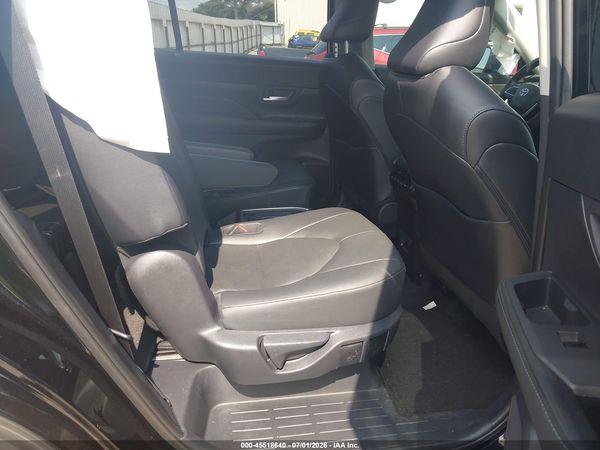 2026 TOYOTA GRAND HIGHLANDER XLE