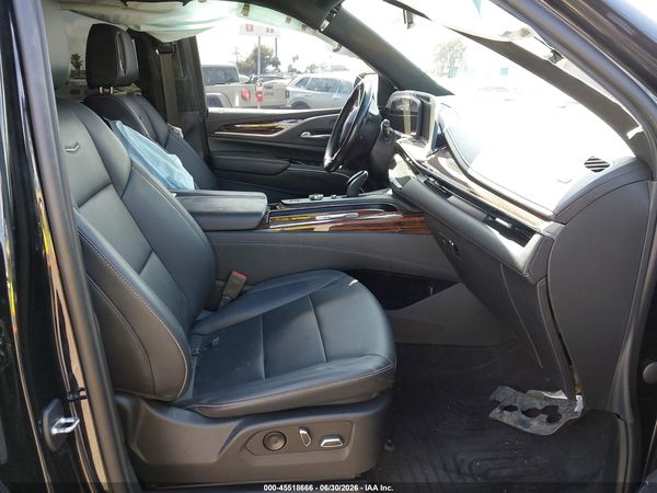 2022 CADILLAC ESCALADE ESV 4WD LUXURY