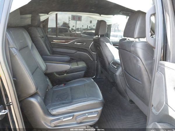 2022 CADILLAC ESCALADE ESV 4WD LUXURY
