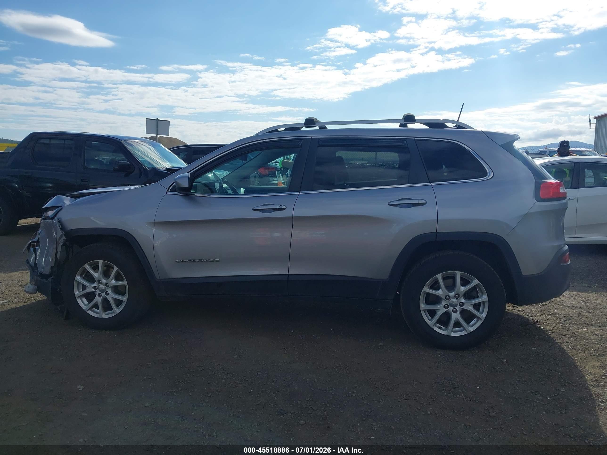 2018 JEEP CHEROKEE LATITUDE 4X4