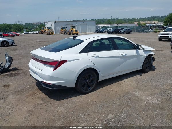 2022 HYUNDAI ELANTRA SEL
