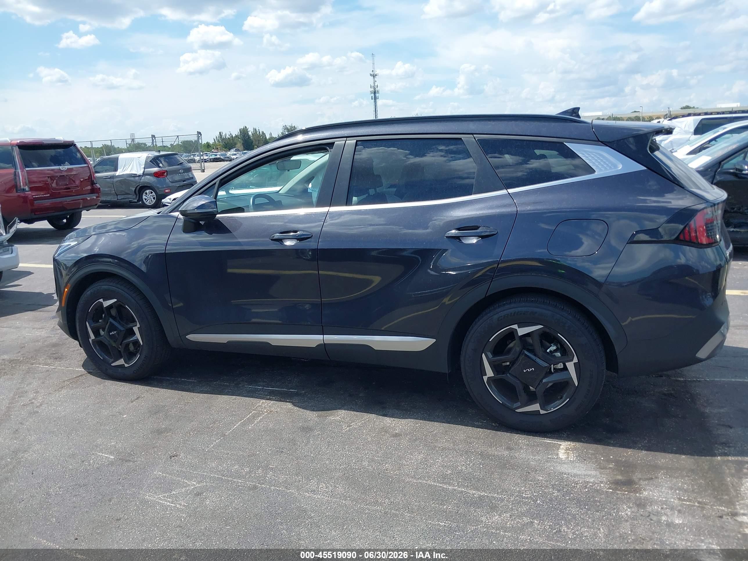 2026 KIA SPORTAGE EX