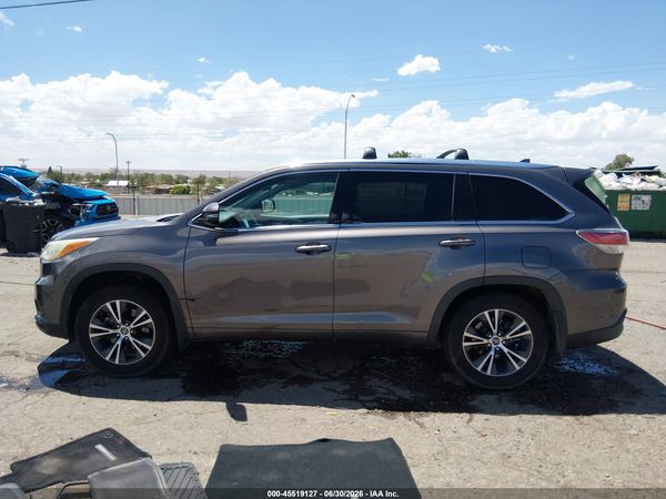 2016 TOYOTA HIGHLANDER XLE V6