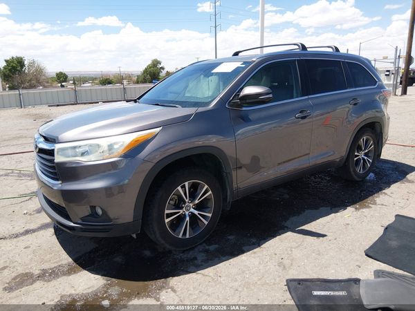 2016 TOYOTA HIGHLANDER XLE V6