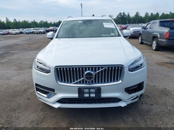 2023 VOLVO XC90 B6 PLUS 7-SEATER