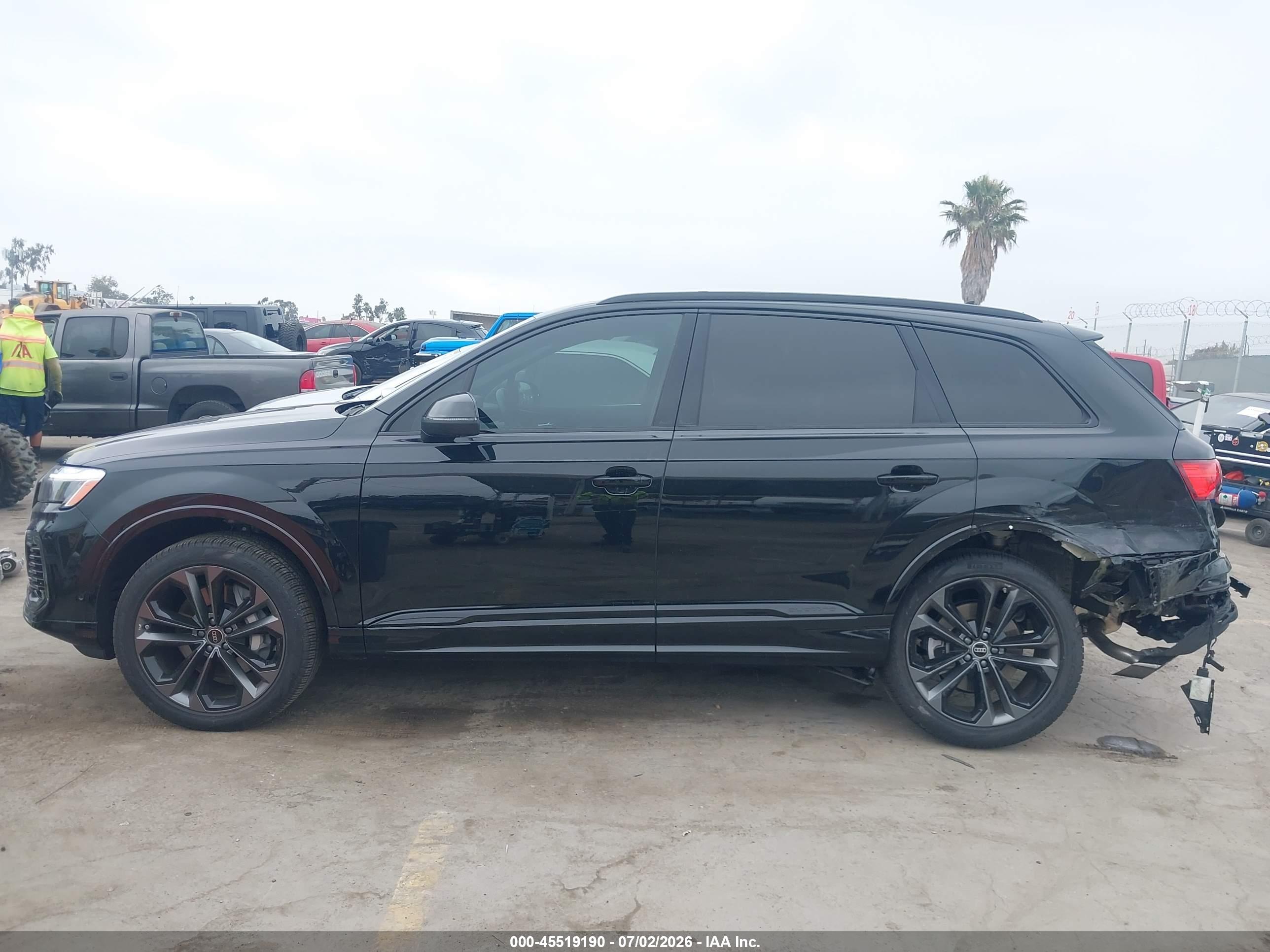 2025 AUDI Q7