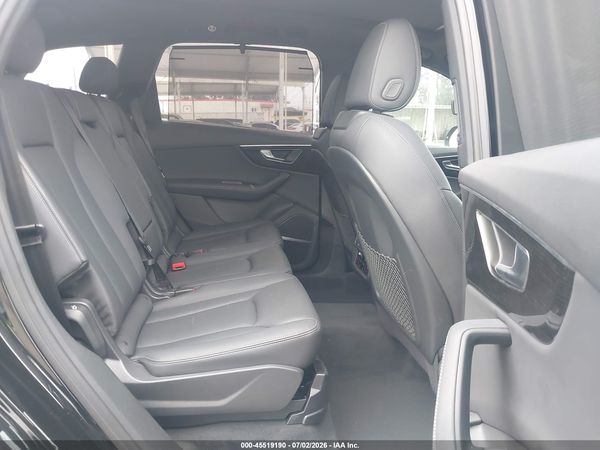2025 AUDI Q7