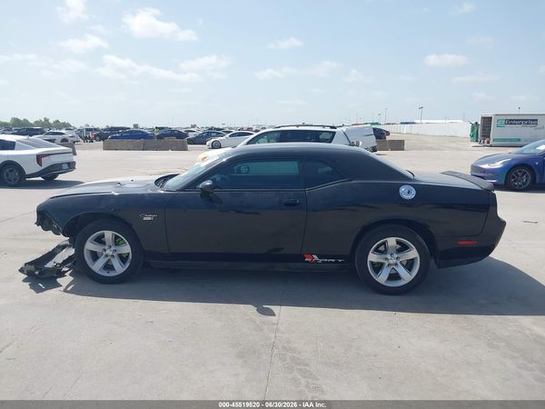 2013 DODGE CHALLENGER SXT