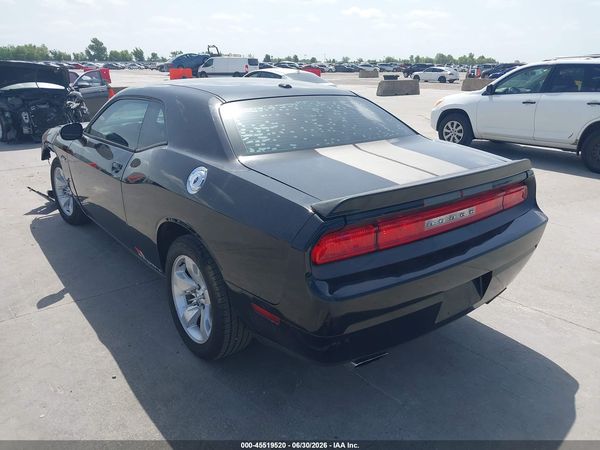2013 DODGE CHALLENGER SXT
