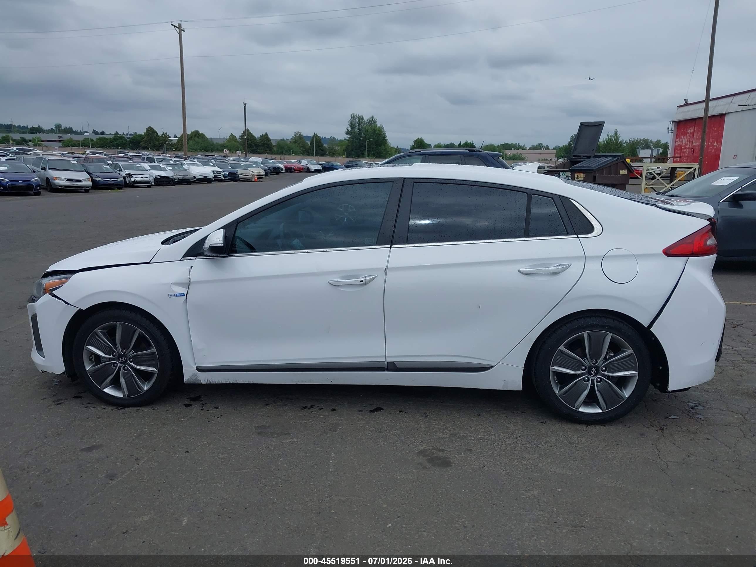 2018 HYUNDAI IONIQ HYBRID LIMITED