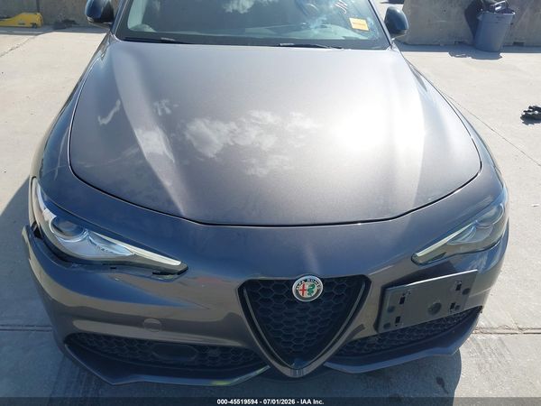 2020 ALFA ROMEO GIULIA SPORT RWD