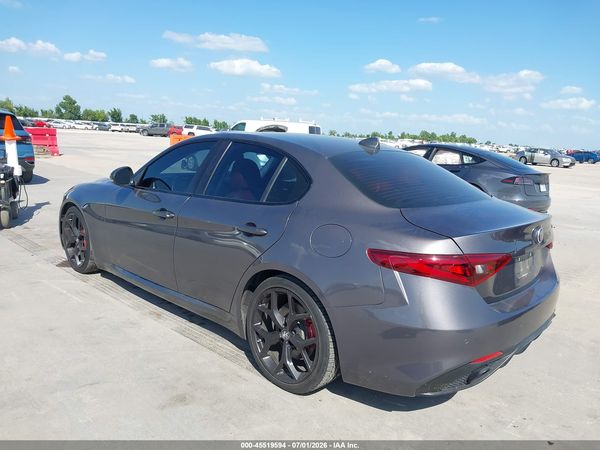 2020 ALFA ROMEO GIULIA SPORT RWD