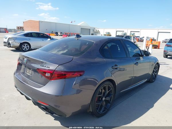 2020 ALFA ROMEO GIULIA SPORT RWD