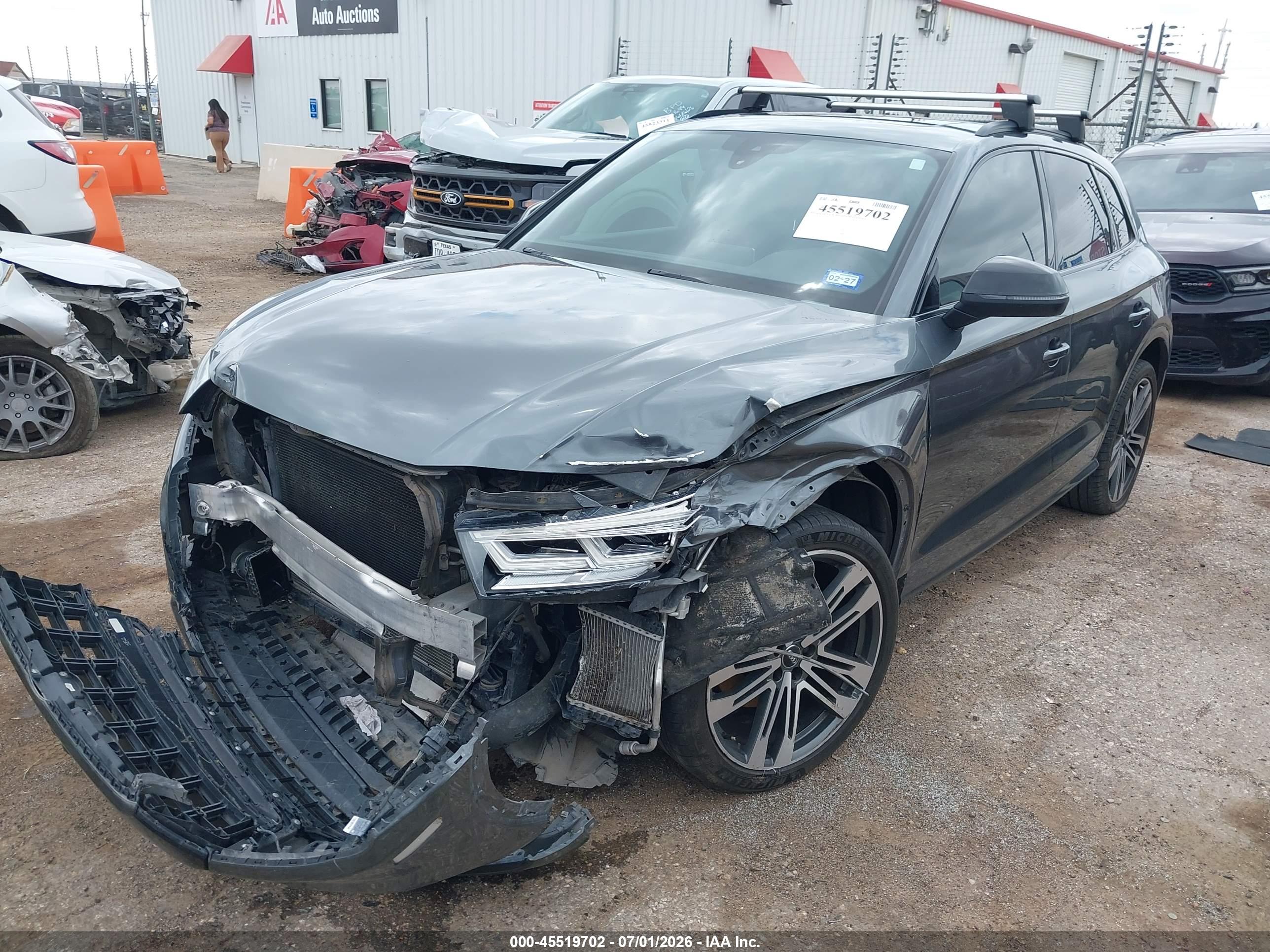 2020 AUDI SQ5 — I2