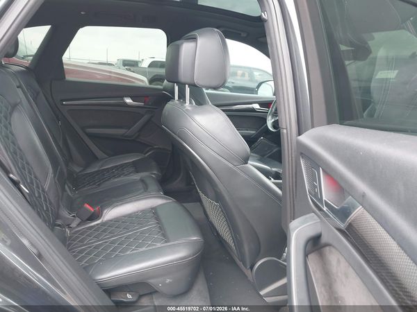 2020 AUDI SQ5 — I8