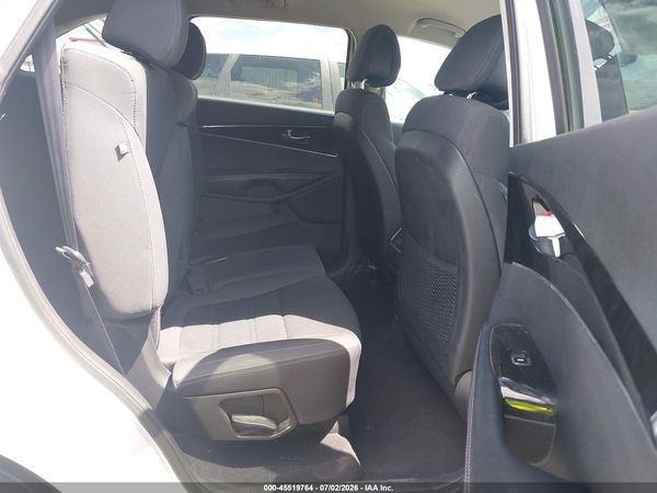 2016 KIA SORENTO 2.4L LX