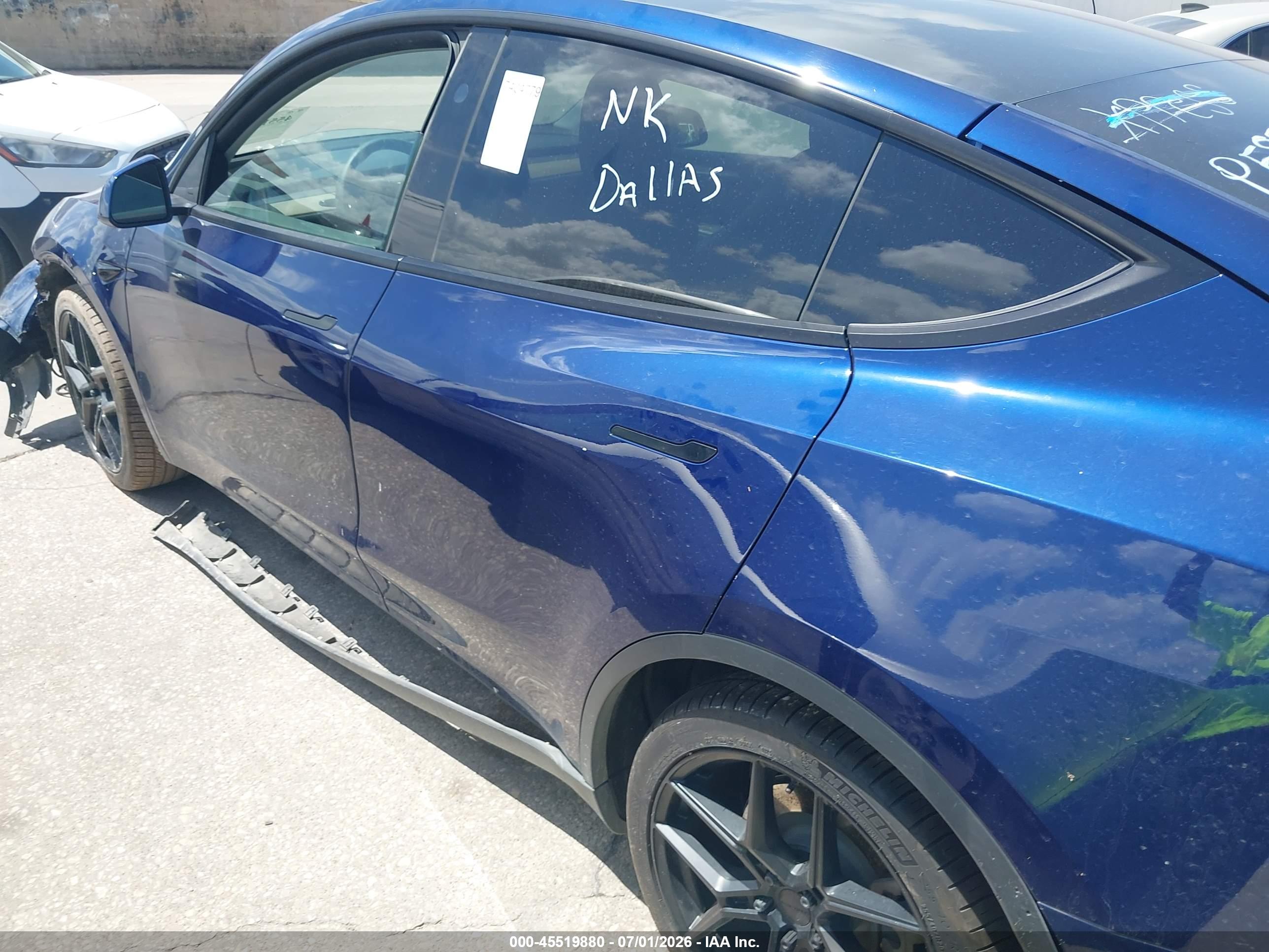 2023 TESLA MODEL Y