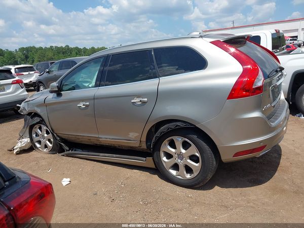 2016 VOLVO XC60