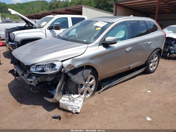 2016 VOLVO XC60 T5 PREMIER
