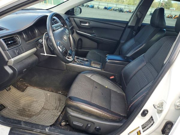 2015 TOYOTA CAMRY