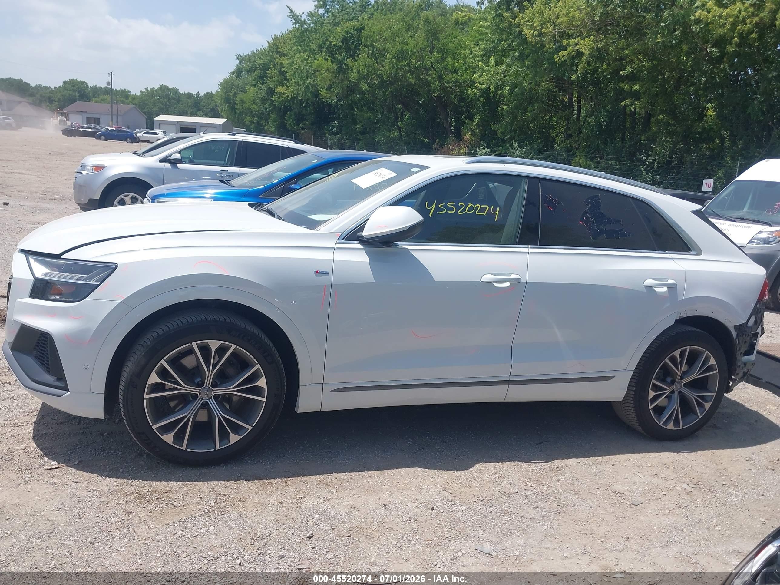2020 AUDI Q8