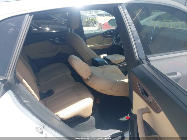 2020 AUDI Q8