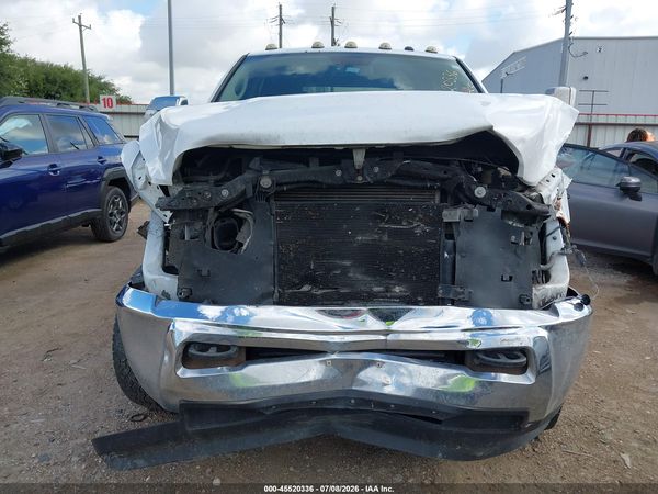 2017 RAM 3500 TRADESMAN  4X4 8' BOX