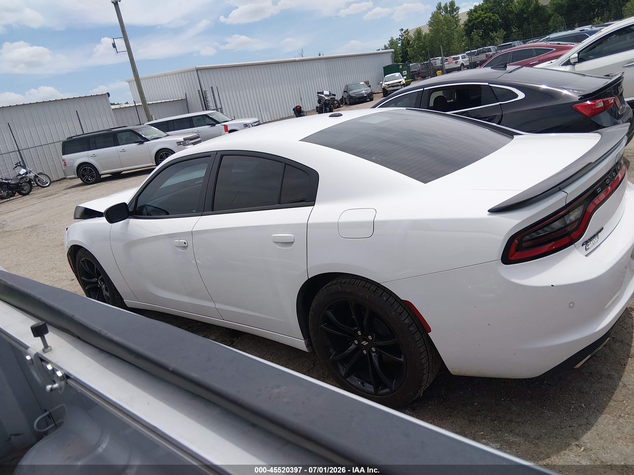 2018 DODGE CHARGER SXT RWD