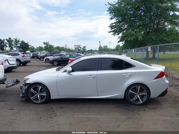 2018 LEXUS IS 300