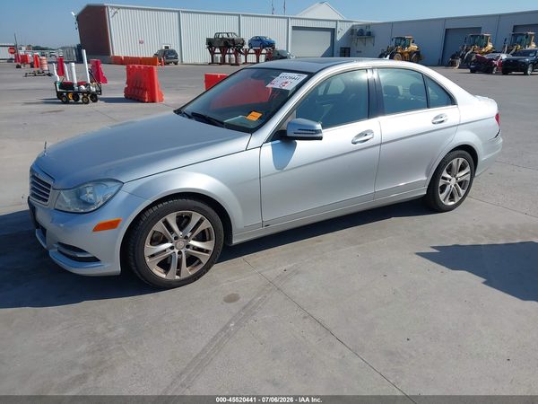 2014 MERCEDES-BENZ C 300 LUXURY 4MATIC